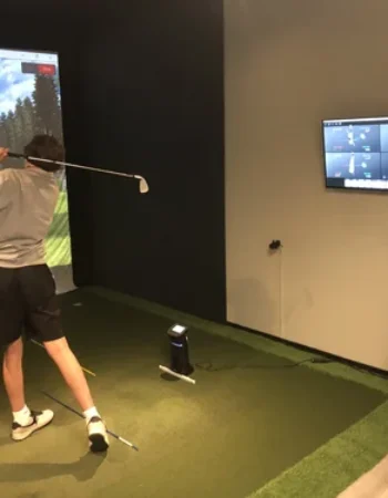iSwing Indoor Golf