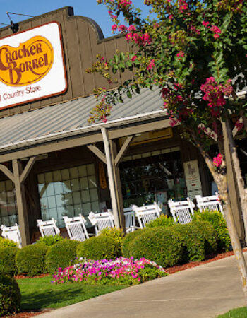 Cracker Barrel Old Country Store