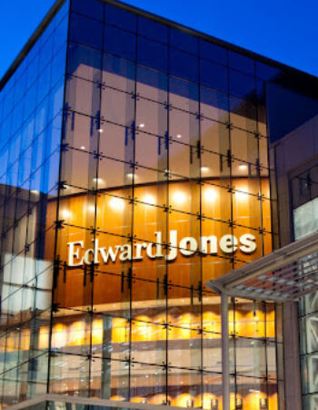 Edward Jones – Financial Advisor: Sarah Finelli
