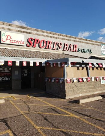 El Pizzeria Sports Bar & Grill